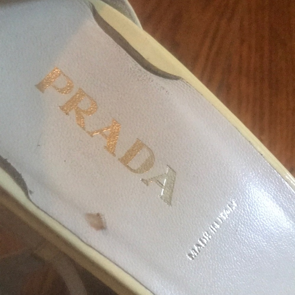 Prada white patent leather wedges - Picture 2 of 5